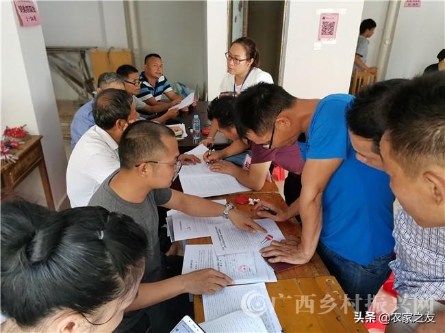 最新賀巴高速大化路段通車,最新賀巴高速大化路段通車?yán)玻∫宦诽矫靥厣∠镏械碾[藏美食