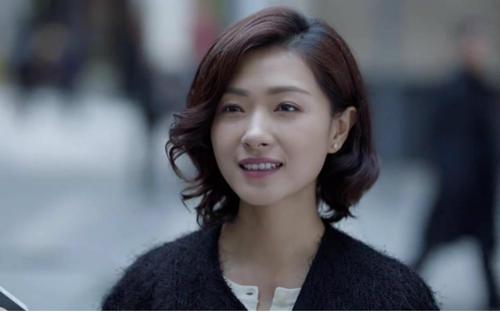 益陽(yáng)明星風(fēng)采照人，科技潮流引領(lǐng)體驗(yàn)——前沿高科技魅力展示