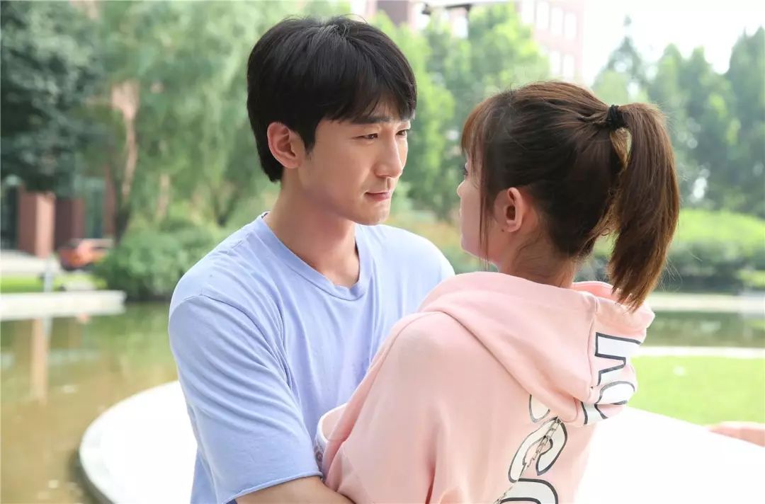 青春斗演員,青春斗演員,演繹科技魅力——最新高科技產(chǎn)品介紹