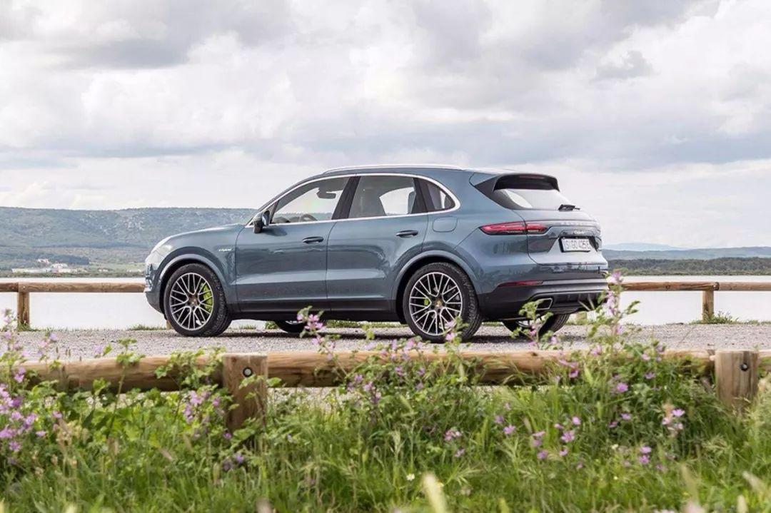 最新油費背后的秘密與小巷獨特風(fēng)味小店探索