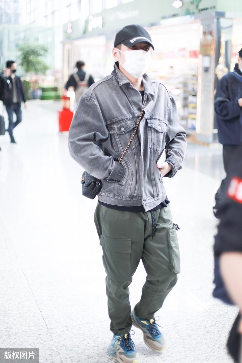 今晨地震最新動態(tài)與小巷中的獨(dú)特風(fēng)情與隱藏小店揭秘