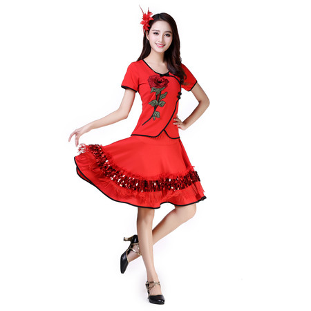 藝濤廣場舞服夏裝最新潮流款式亮相！