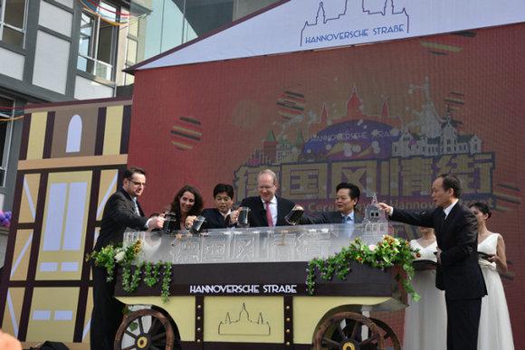 常德王群最新動(dòng)態(tài)，日常趣事與愛(ài)的紐帶揭秘